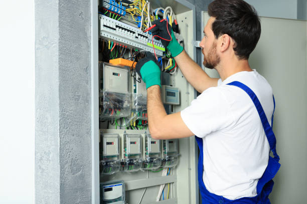 Best Electrical Troubleshooting Services  in Redmond, WA